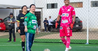 Club Santo Domingo cumple el sueño de joven hincha chachapoyano en emotivo acto deportivo – Notifrontera