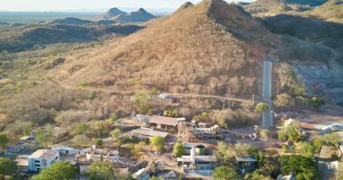 Un nuevo retiro de Minería Calibre eleva a 261.316,96 la devolución de hectáreas a la dictadura

 – Notifrontera