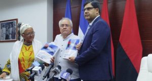 La dictadura sacude el Ministerio de Hacienda, destituye a Óscar Mohicán Aguirre y nombra un nuevo viceministro

 – Notifrontera