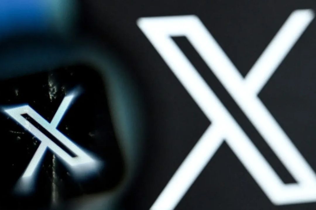 Operadores privados levantan parcialmente el bloqueo a X, la red a la que regresaron líderes del chavismo

 – Notifrontera