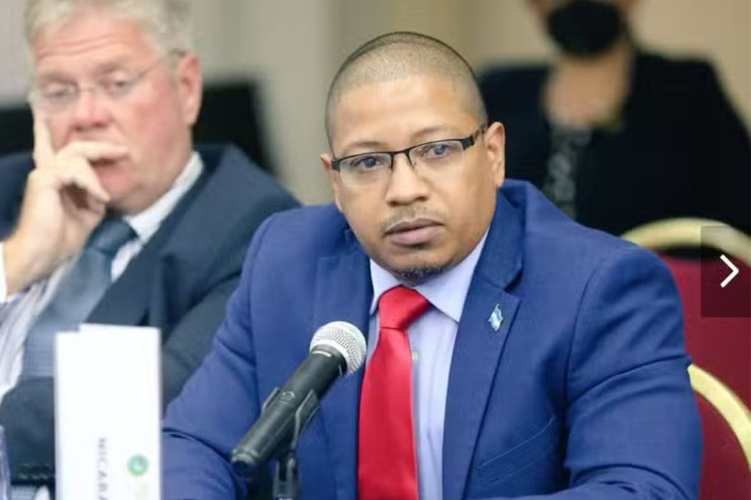 Los dictadores nombran un embajador en Angola y aceptan un embajador de Arabia Saudita

 – Notifrontera