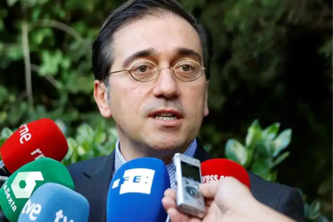 El ministro de Asuntos Exteriores de España defiende la labor del embajador expulsado de su régimen

 – Notifrontera