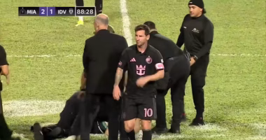 ¡Tacklearon al ‘10’! Hinchas invaden la cancha en Puerto Rico y derriban a Lionel Messi – Notifrontera