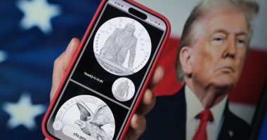 EE.UU. aprueba acuñación de monedas conmemorativas con figuras de Trump

 – Notifrontera